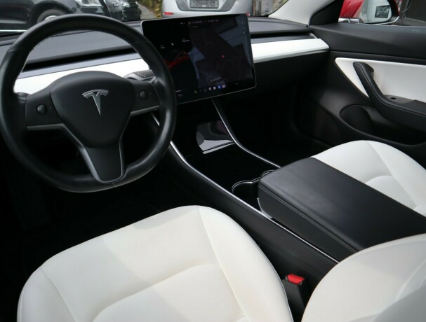 tesla-model-3-elektrisitet-2019-big-10