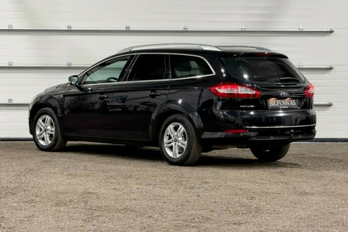 ford-mondeo-diesel-2012-big-3