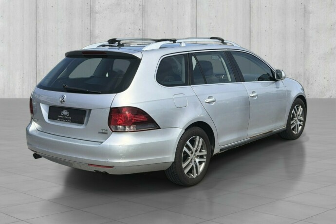 volkswagen-golf-diesel-2010-big-5