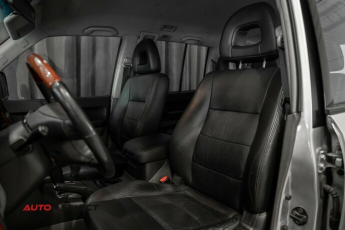 mitsubishi-pajero-diesel-2004-big-24