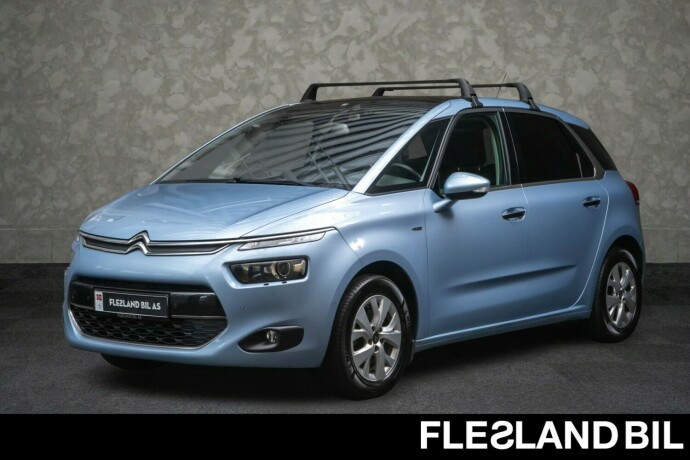 citroen-c4-picasso-bensin-2017-big-0
