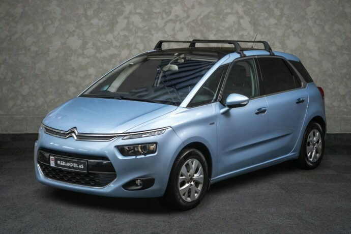 citroen-c4-picasso-bensin-2017-big-1