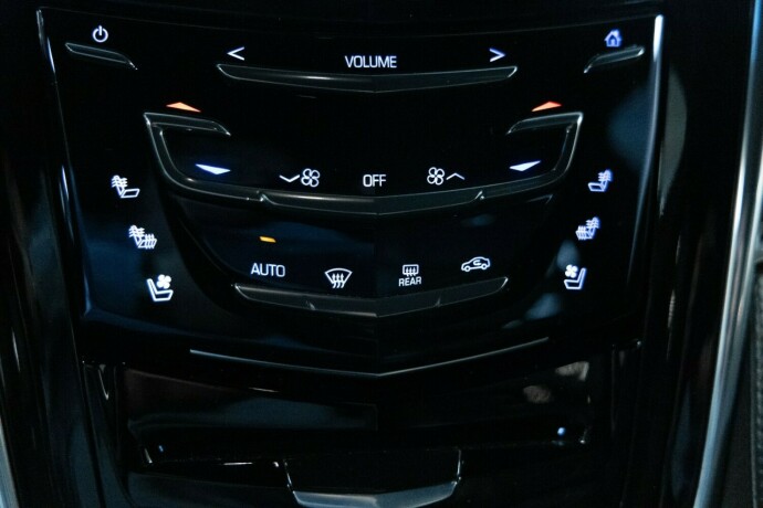 cadillac-escalade-bensin-2015-big-19