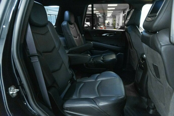 cadillac-escalade-bensin-2015-big-13