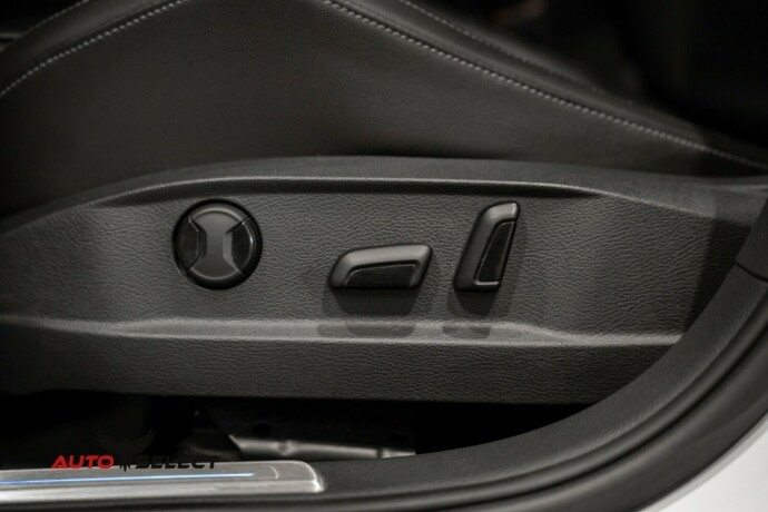 volkswagen-golf-elektrisitetbensin-2016-big-22