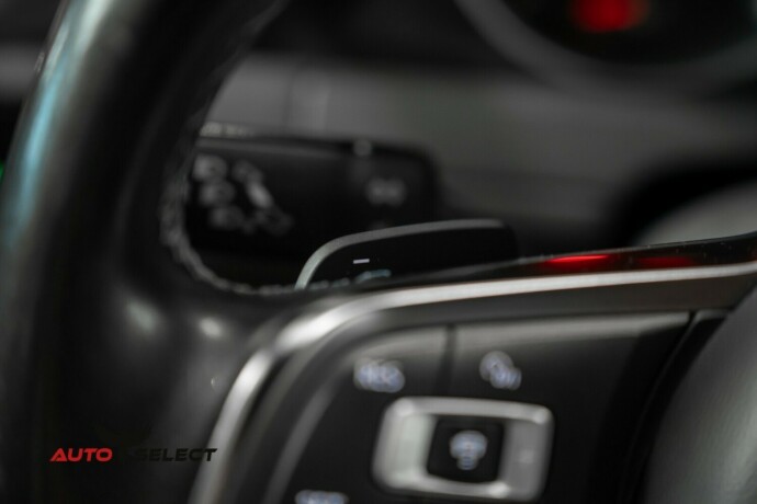 volkswagen-golf-elektrisitetbensin-2016-big-28