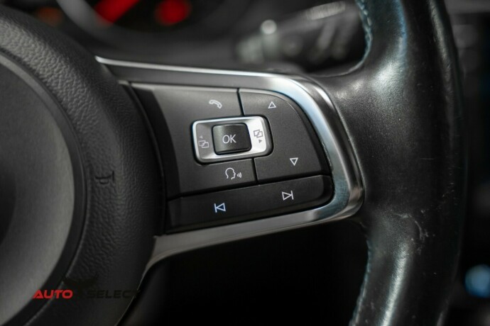 volkswagen-golf-elektrisitetbensin-2016-big-30