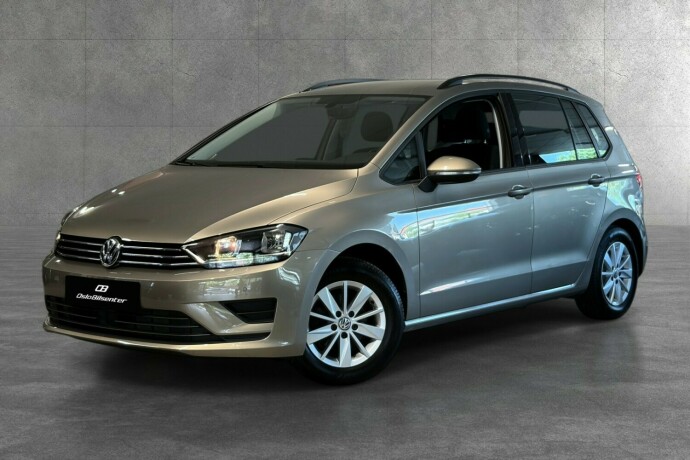 volkswagen-golf-sportsvan-bensin-2017-big-1