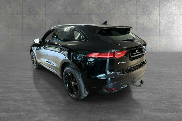 jaguar-f-pace-diesel-2017-big-3
