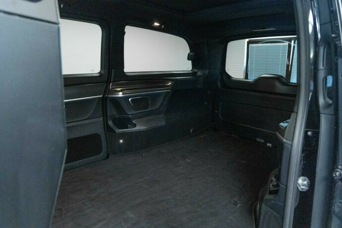 mercedes-benz-v-klasse-diesel-2022-big-6