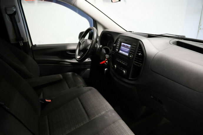 mercedes-benz-vito-diesel-2016-big-8