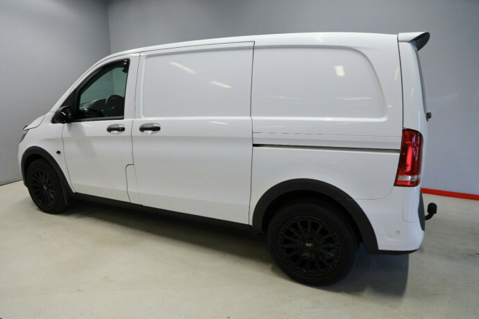 mercedes-benz-vito-diesel-2016-big-4