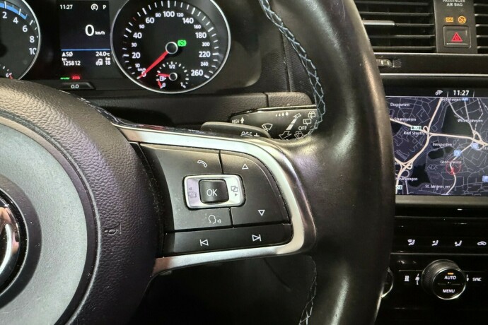 volkswagen-golf-elektrisitetbensin-2017-big-15
