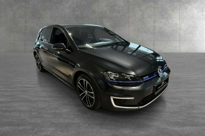 volkswagen-golf-elektrisitetbensin-2017-big-7