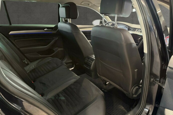 volkswagen-passat-elektrisitetbensin-2018-big-23