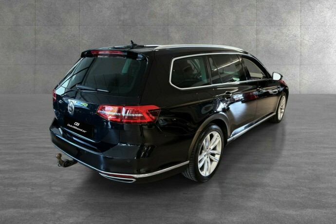 volkswagen-passat-elektrisitetbensin-2018-big-5