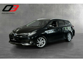 Toyota | Auris | Elektrisitet+bensin | 2016