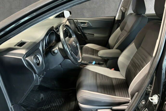toyota-auris-elektrisitetbensin-2016-big-8