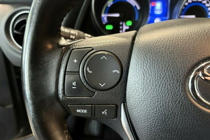 toyota-auris-elektrisitetbensin-2016-big-17