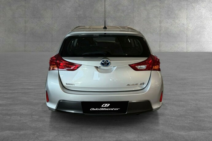 toyota-auris-bensin-2014-big-5