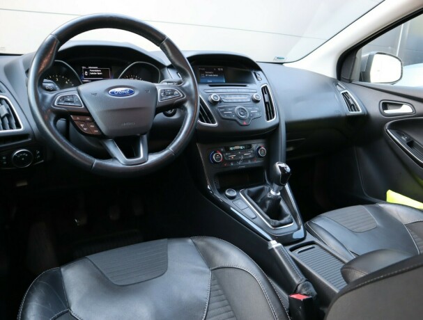 ford-focus-diesel-2015-big-6