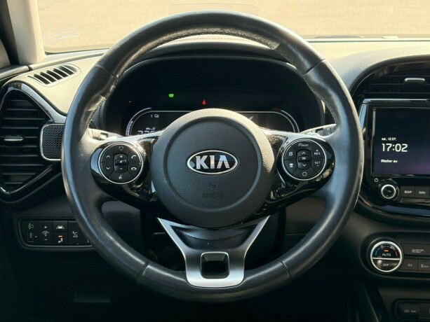 kia-e-soul-elektrisitet-2020-big-15