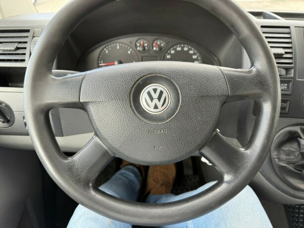 volkswagen-transporter-diesel-2008-big-16