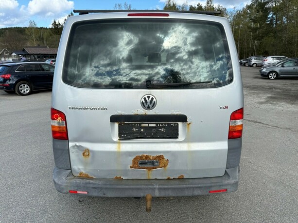 volkswagen-transporter-diesel-2008-big-3