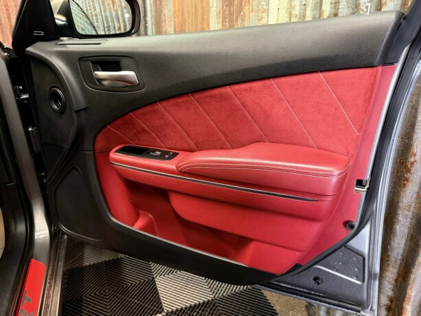 dodge-charger-bensin-2012-big-38