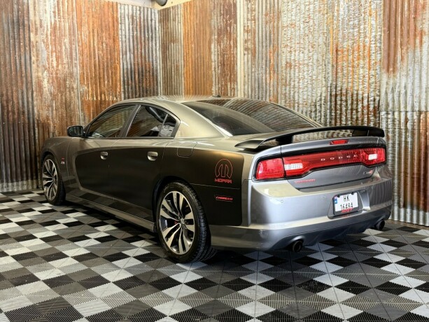 dodge-charger-bensin-2012-big-12