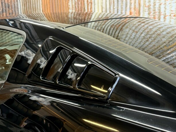 ford-mustang-bensin-2012-big-16