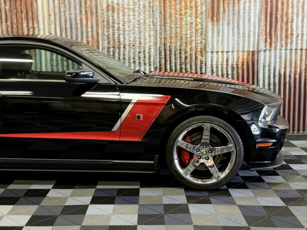 ford-mustang-bensin-2012-big-2