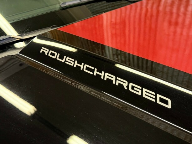 ford-mustang-bensin-2012-big-6