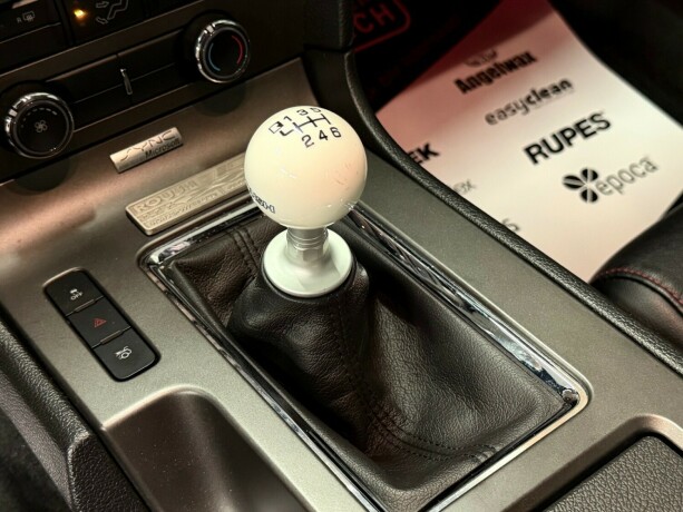 ford-mustang-bensin-2012-big-28