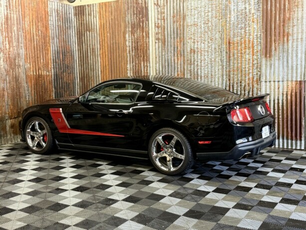 ford-mustang-bensin-2012-big-11