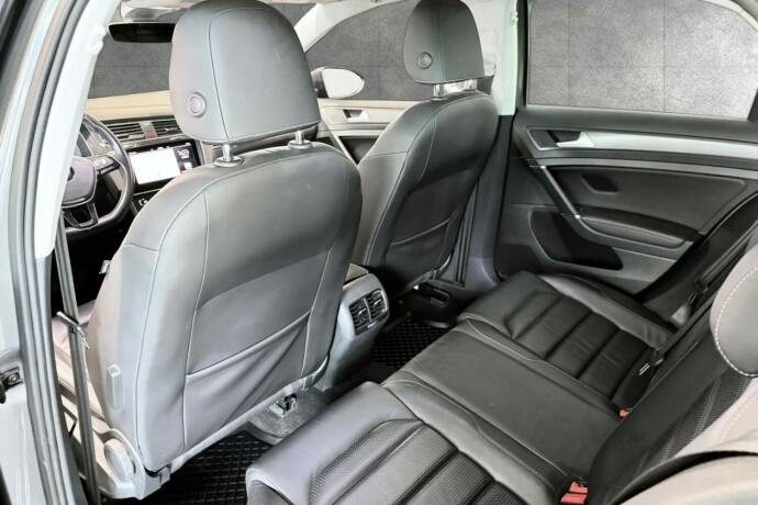 volkswagen-golf-elektrisitet-2019-big-19