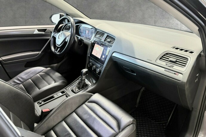volkswagen-golf-elektrisitet-2019-big-23