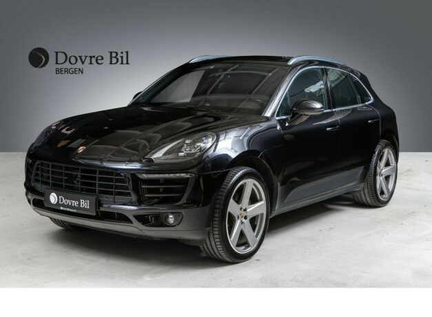 porsche-macan-bensin-2017-big-0