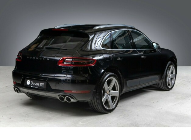 porsche-macan-bensin-2017-big-5