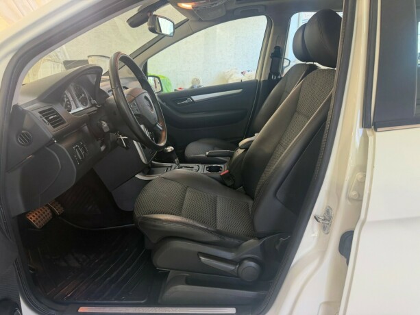 mercedes-benz-b-klasse-bensin-2009-big-10