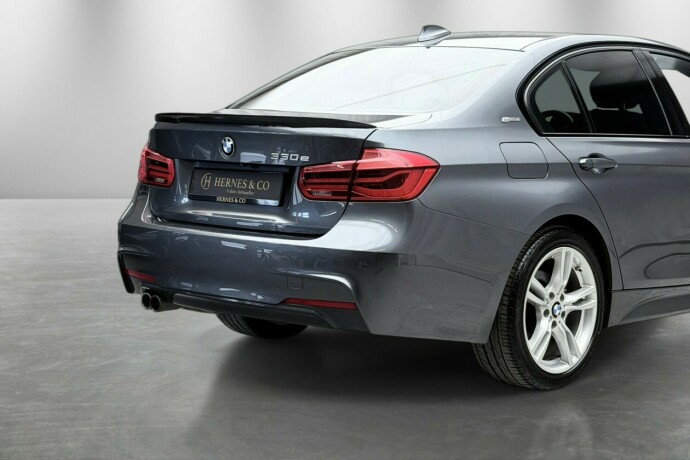 bmw-3-serie-elektrisitetbensin-2018-big-6
