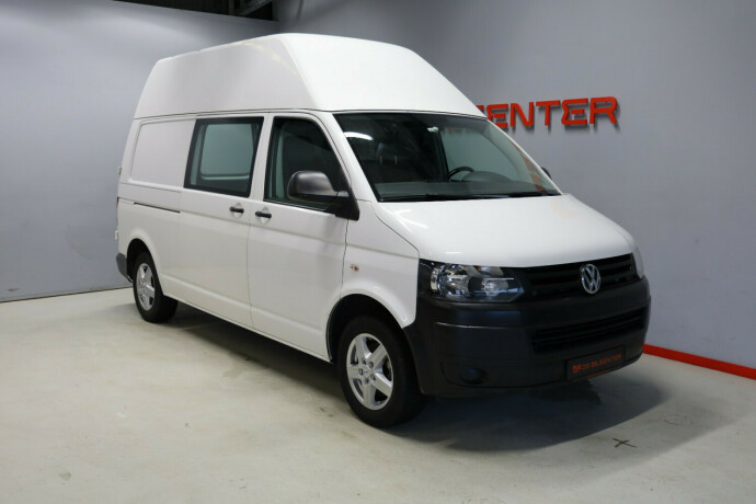 volkswagen-transporter-diesel-2015-big-0