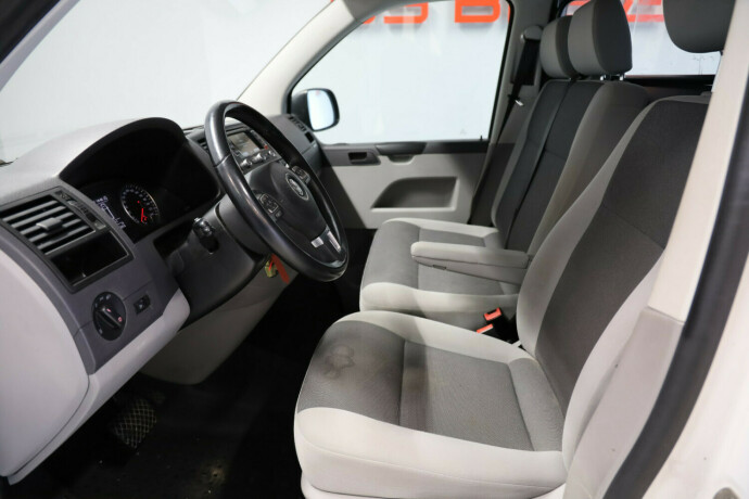 volkswagen-transporter-diesel-2015-big-7