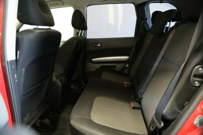 nissan-x-trail-bensin-2008-big-11