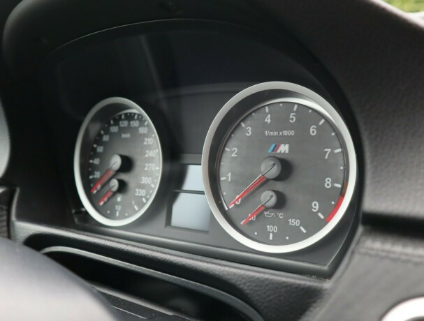 bmw-m3-bensin-2007-big-29