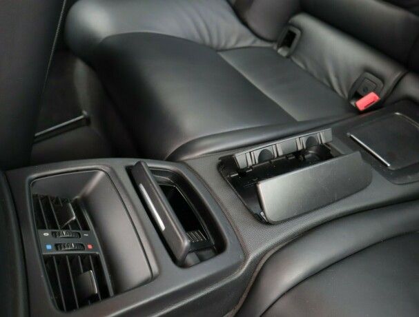bmw-m3-bensin-2007-big-27