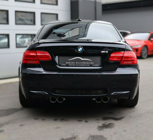 bmw-m3-bensin-2007-big-6