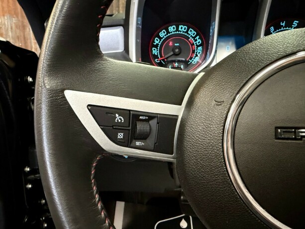 chevrolet-camaro-bensin-2012-big-28