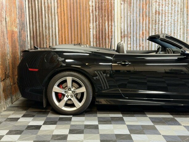 chevrolet-camaro-bensin-2012-big-5
