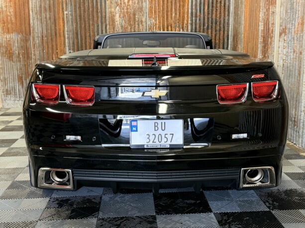chevrolet-camaro-bensin-2012-big-17